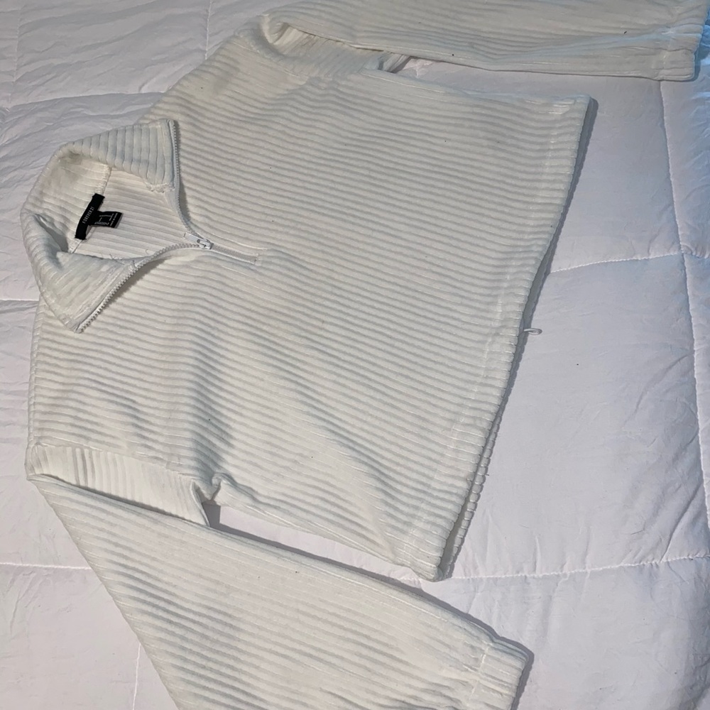 Forever 21 half zip cropped